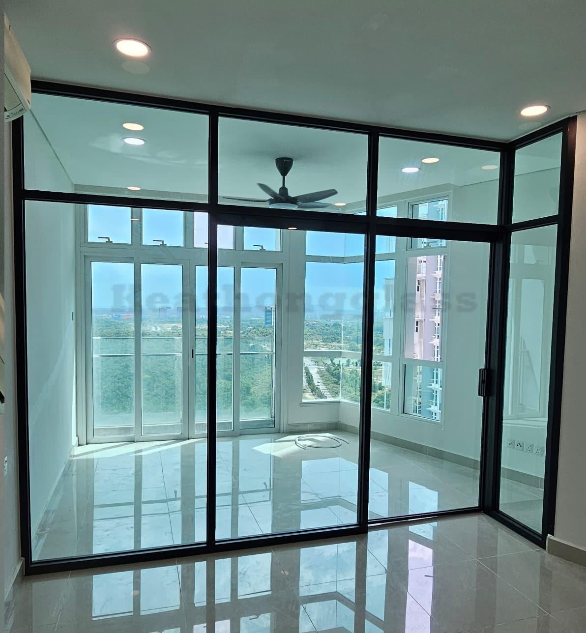 Glass Partition 70